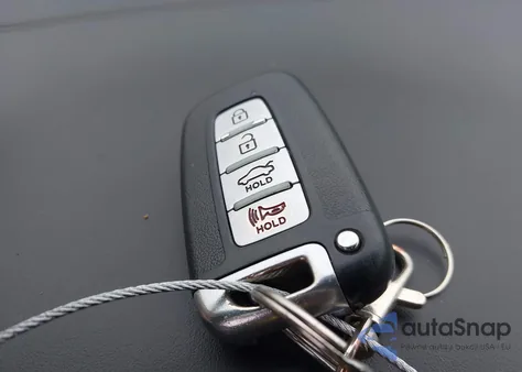 2013 Hyundai Equus Ultimate из США, поврежденный, VIN KMHGH4JHXDU063734